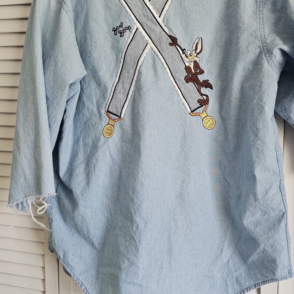 Looney Tunes Light Blue Denim Shirt - Picture 4 of 4